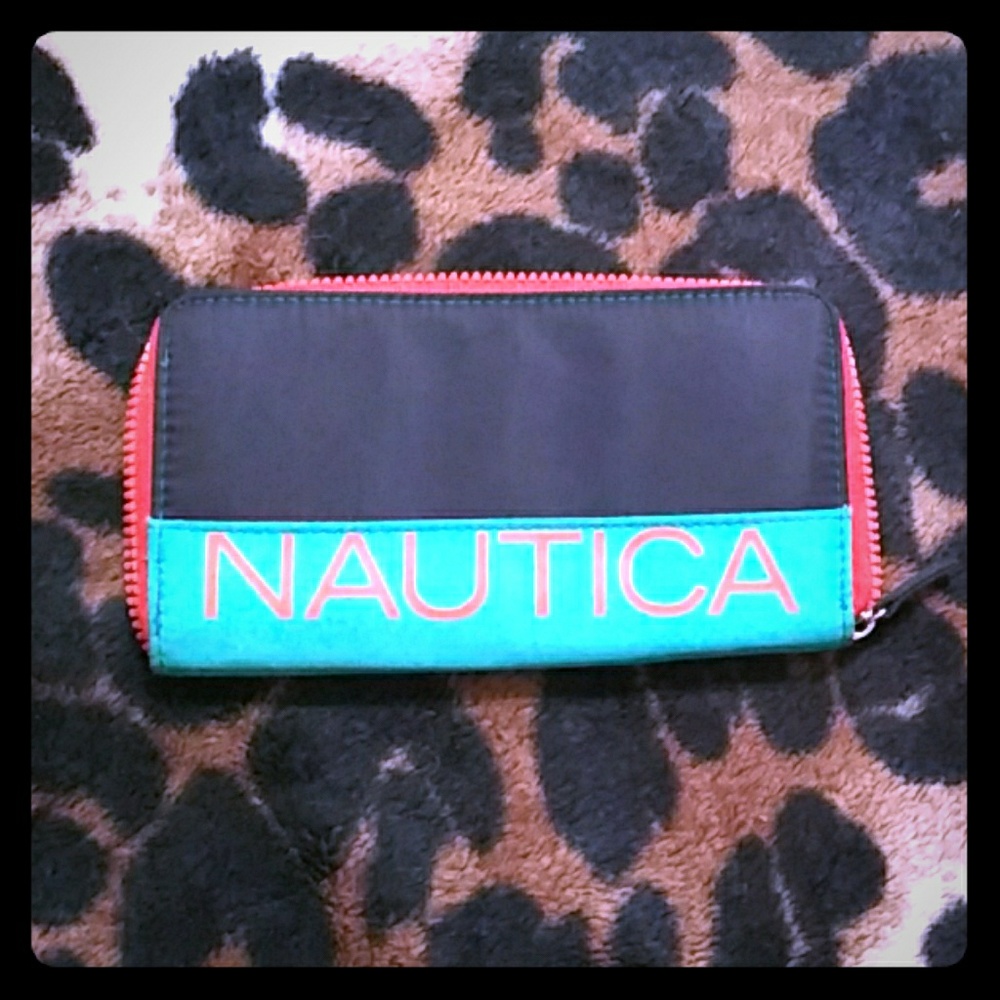 Nautica RFID Safe Wallet